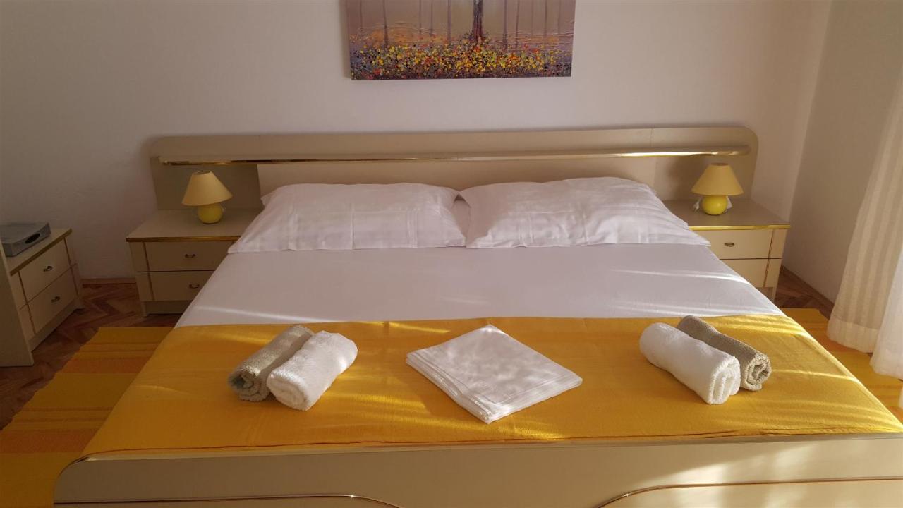 Apartments Ivo พาก ภายนอก รูปภาพ