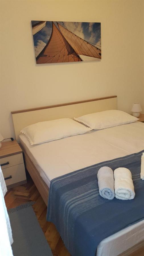 Apartments Ivo พาก ภายนอก รูปภาพ